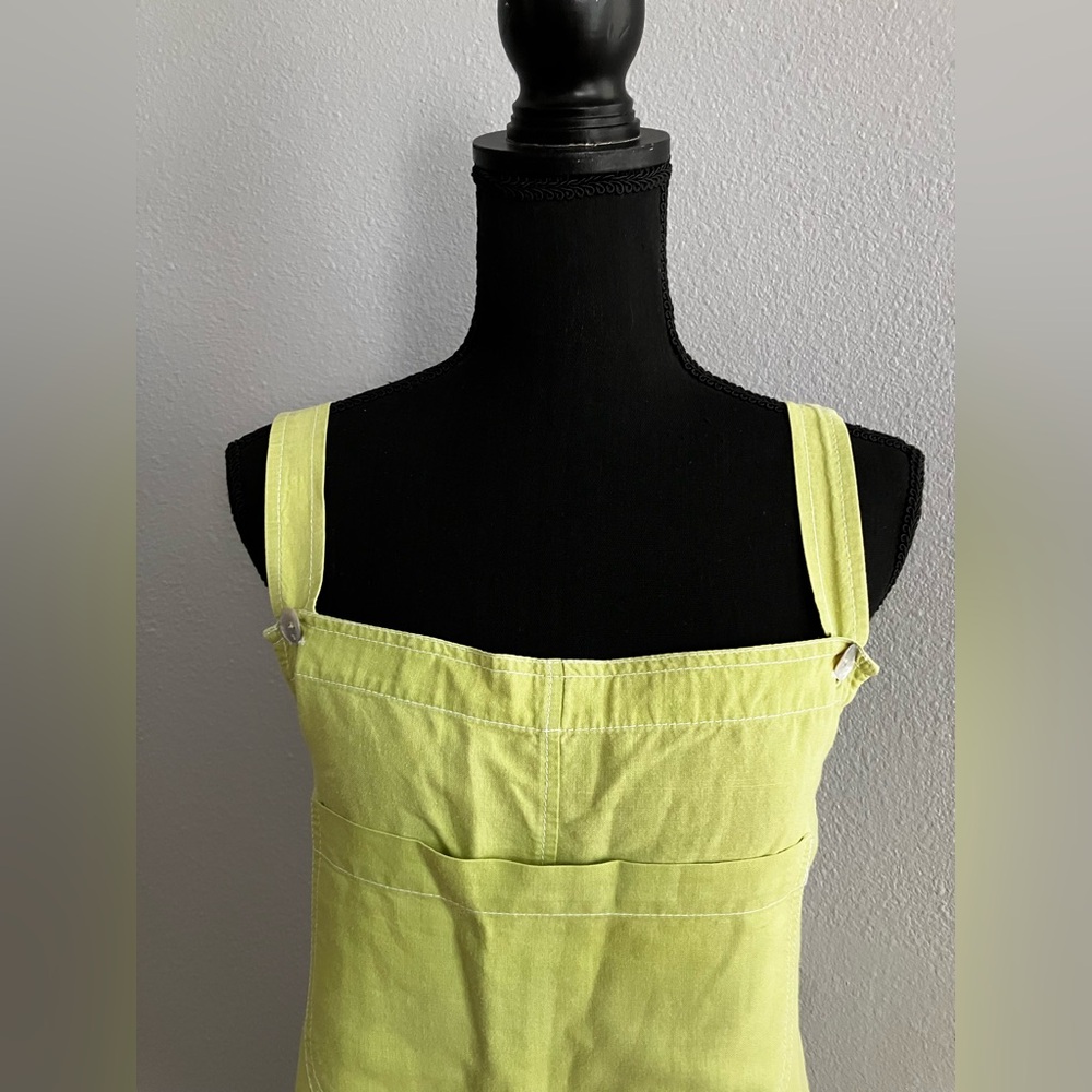Green Maxi Overall with a belt and pocket on the chest and 2 pockets on the back